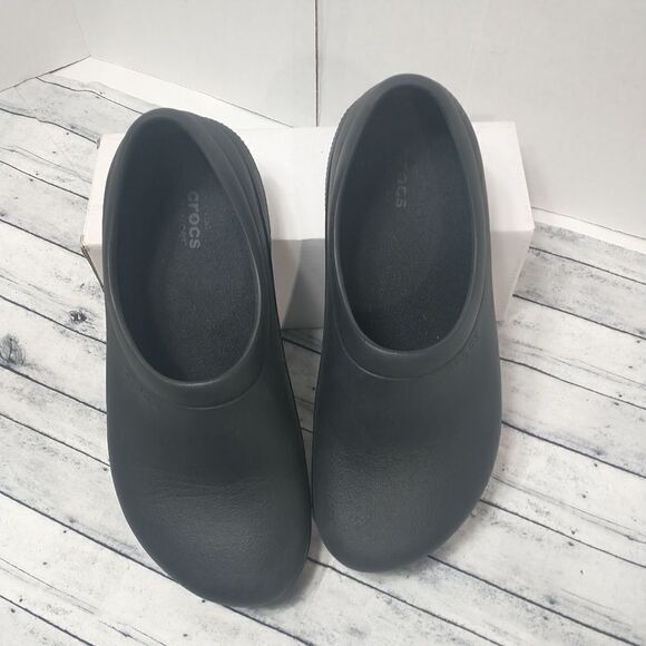 Crocs On the Clock Work Slip On Mens 9 Womens  11 Black Shoes - Picture 7 of 8